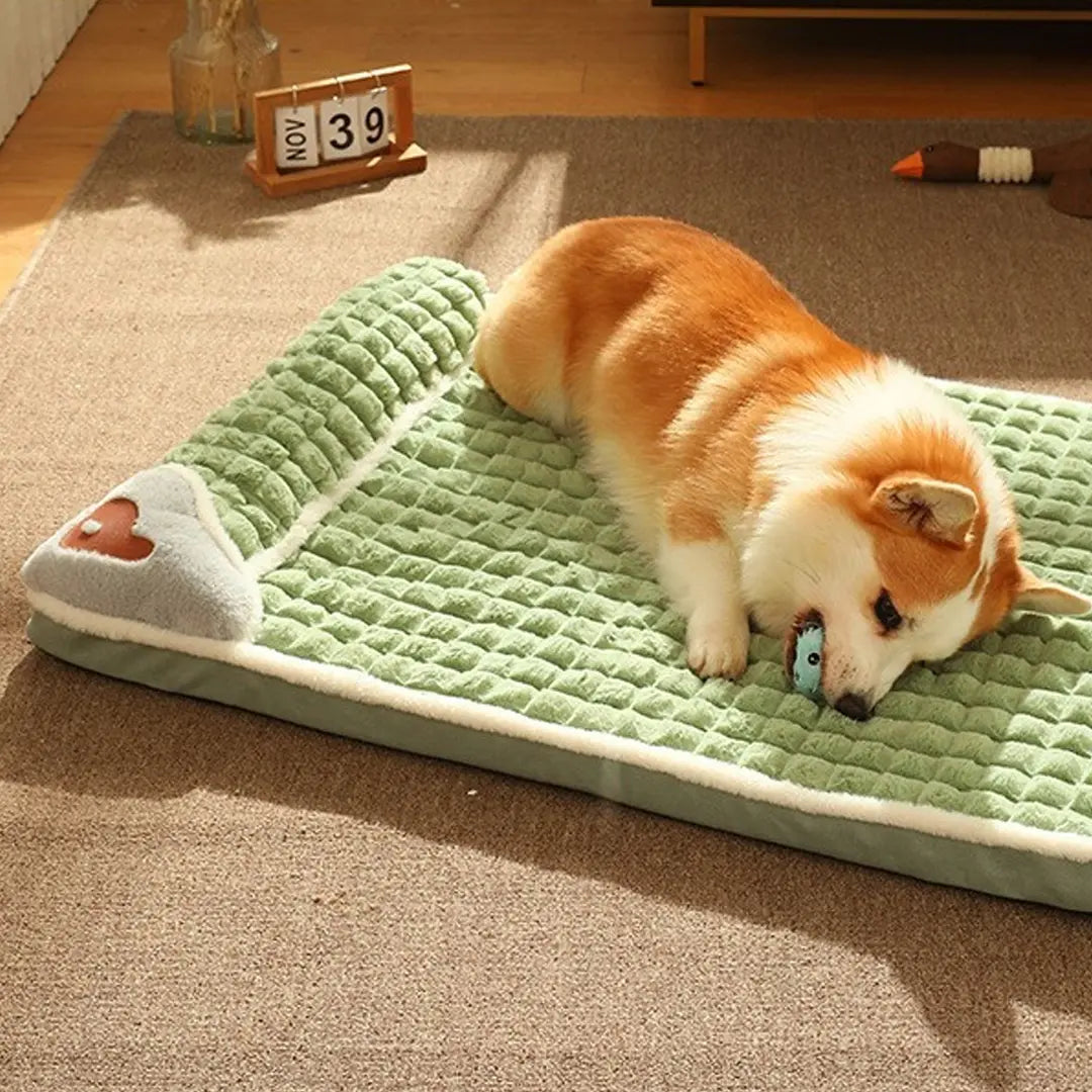 Tailvara Dog Mat for Small & Medium Dogs & Cats, Warm Washable Pet Bed